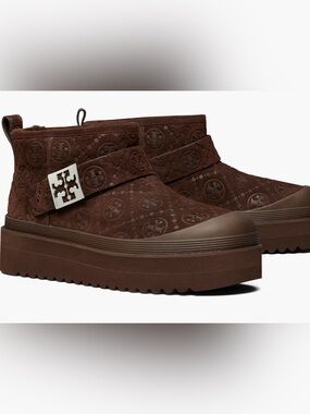 Tory Burch Shearling Lined Platform Boot. Ladies 10
